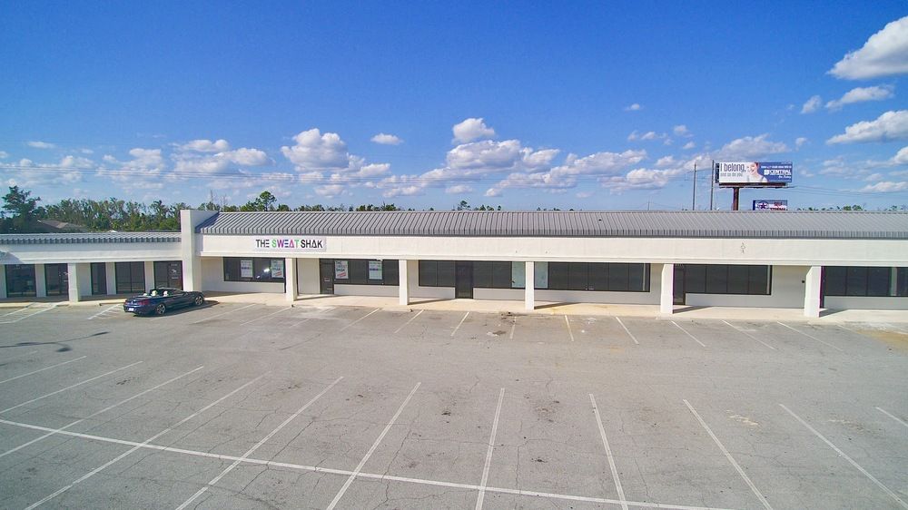 Gilberg's Plaza: 2495 Martin Luther King Jr Blvd, Panama City, FL 32405